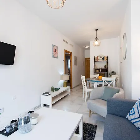 Trinidad Trafalgar, Quiet And Aprtment In The Heart Of The Spanish Culture Appartamento